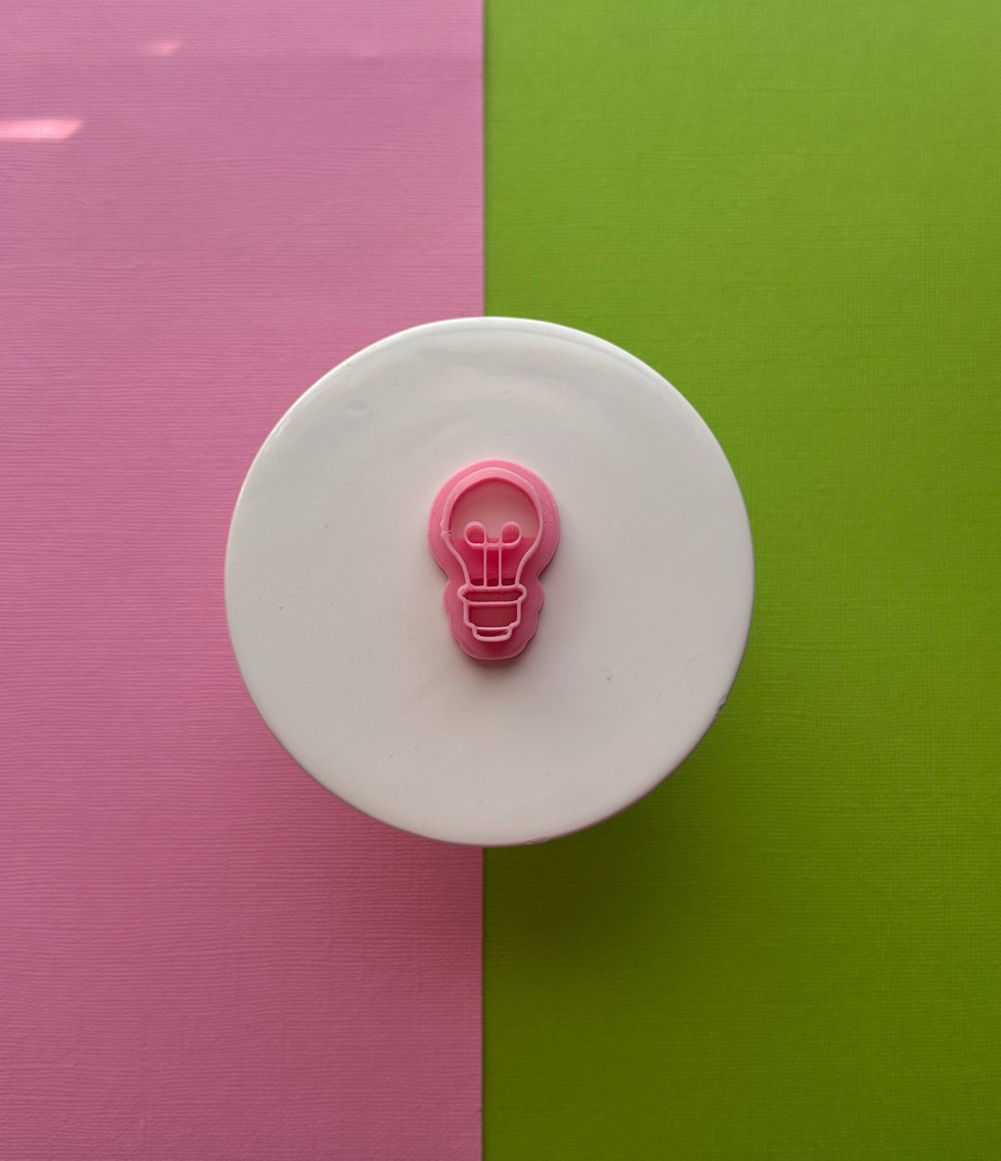 Lightbulb Clay Cutter