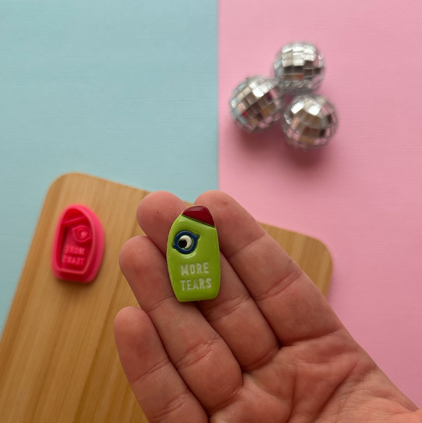 Shampoo Bottle Clay Cutter