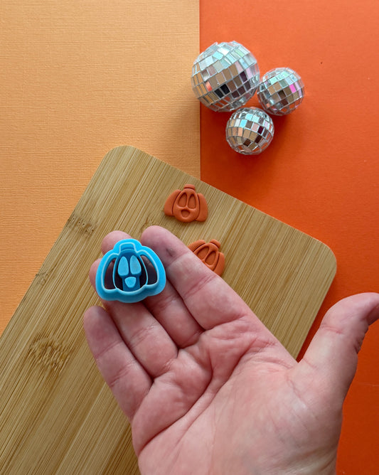 Pumpkin Clay Cutter