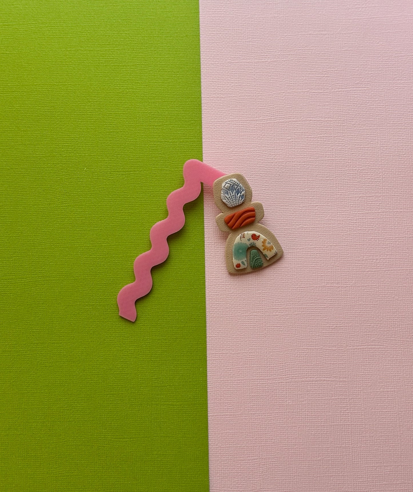 Squiggle Try On Stick