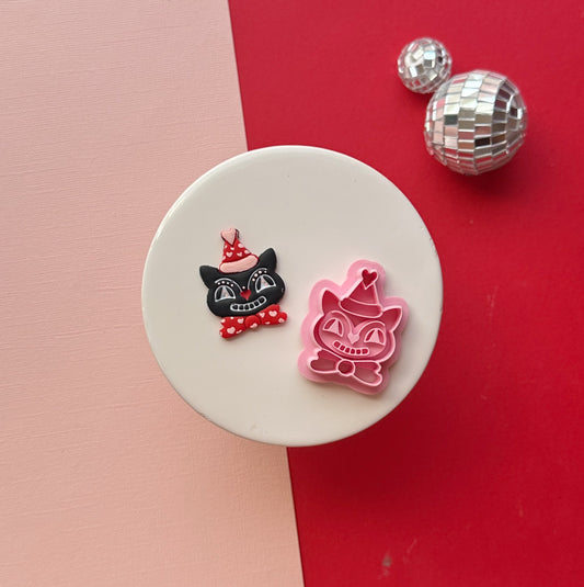 Valentine Vintage Cat Clay Cutter