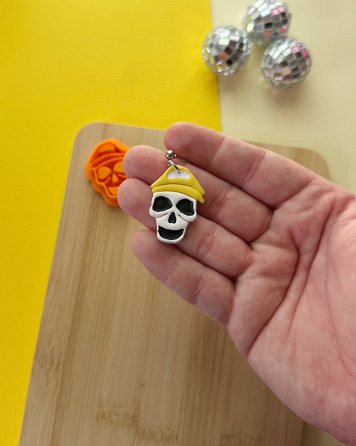 Taxi Skeleton Clay Cutter