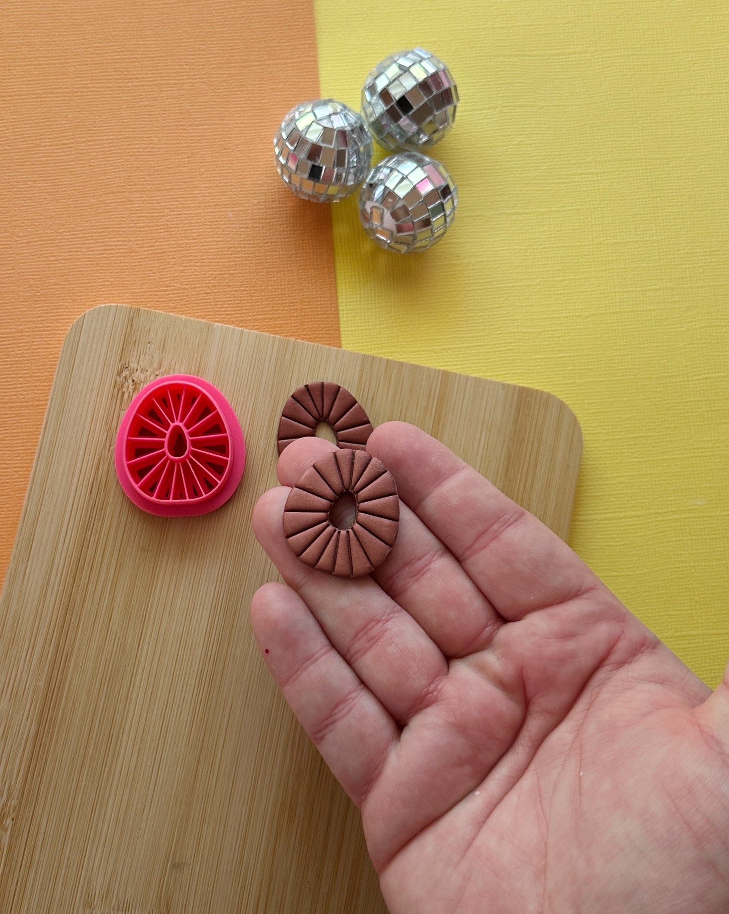 Scalloped Window Clay Cutter