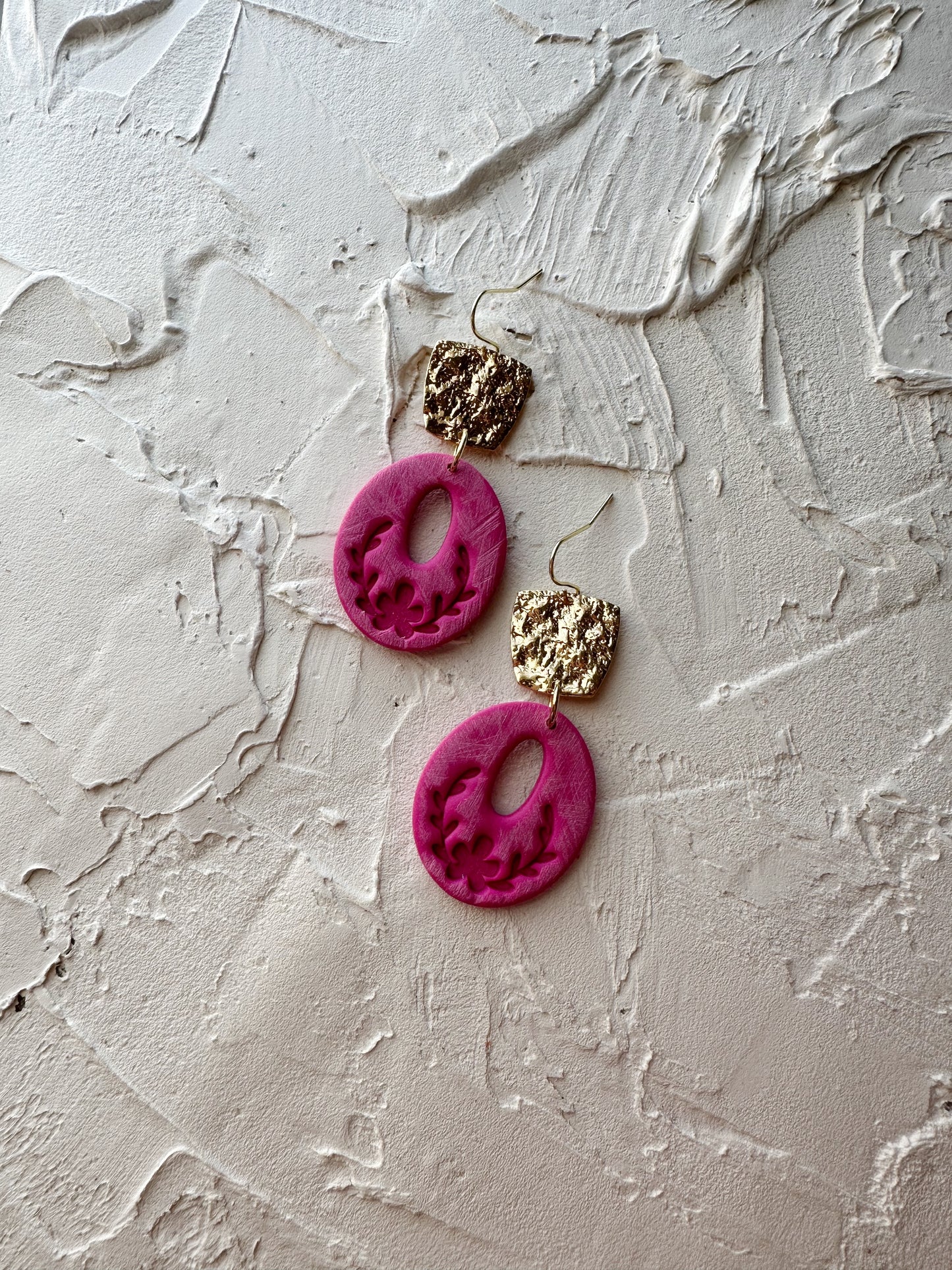 Folk Art Oval in Pink | Polymer Clay Earrings