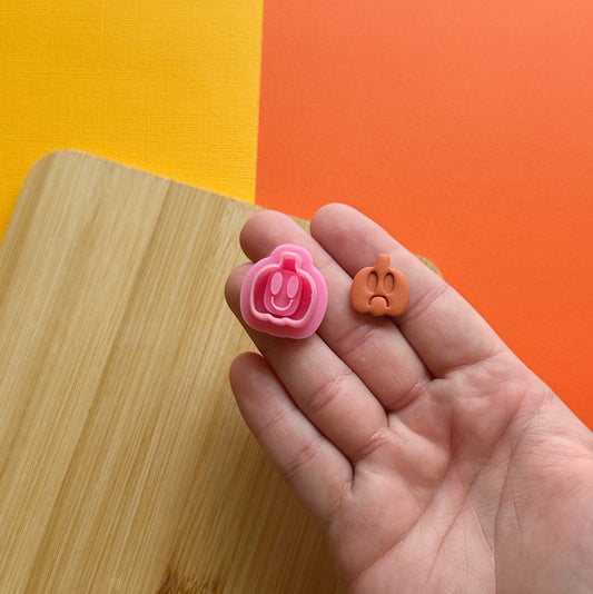 Happy/Sad Pumpkin Clay Cutter Set