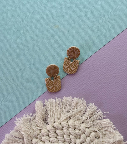 Simple Arch in Pearl/ Latte | Polymer Clay Earrings