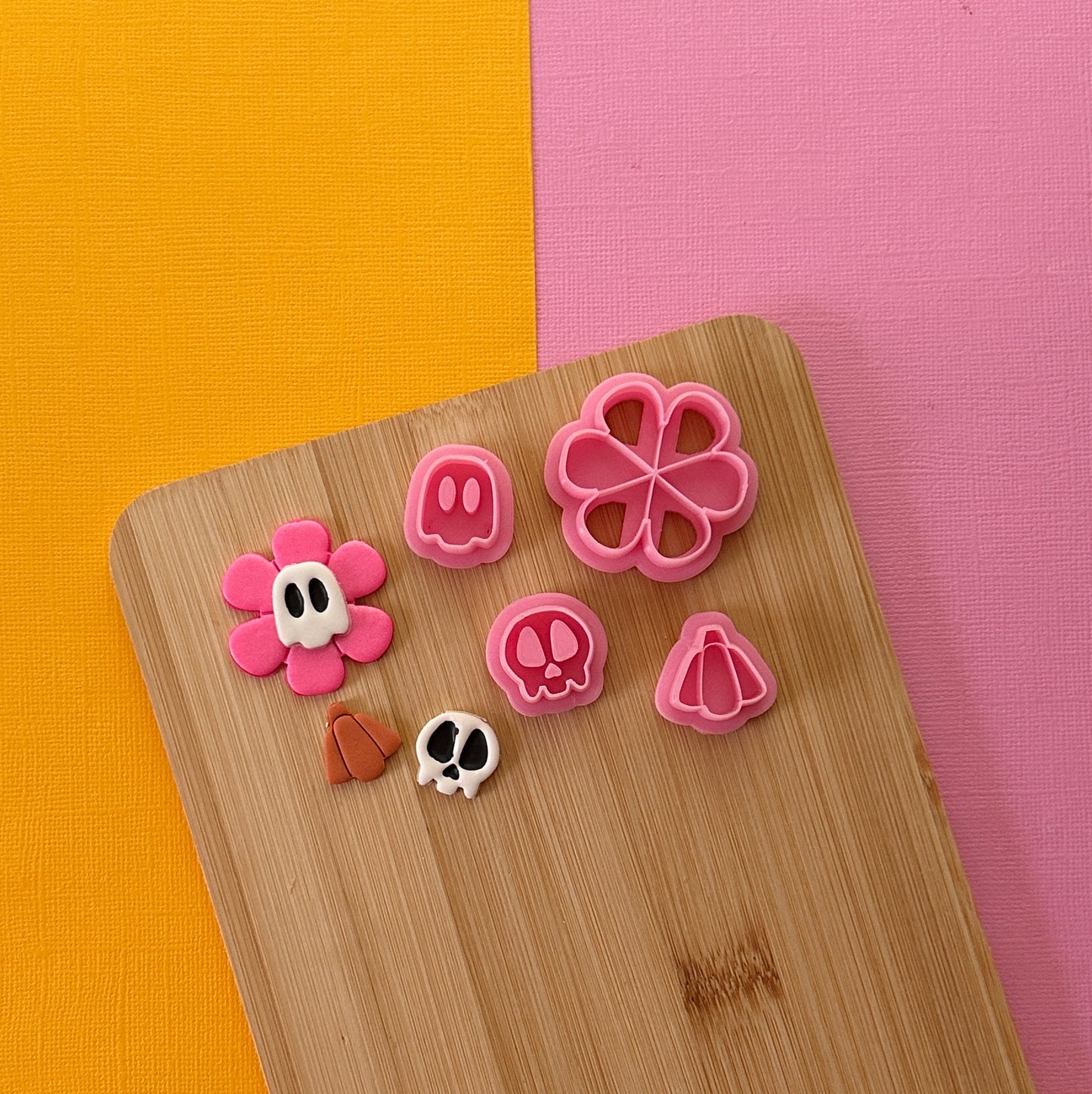 Spooky 70’s Flower Clay Cutter Set