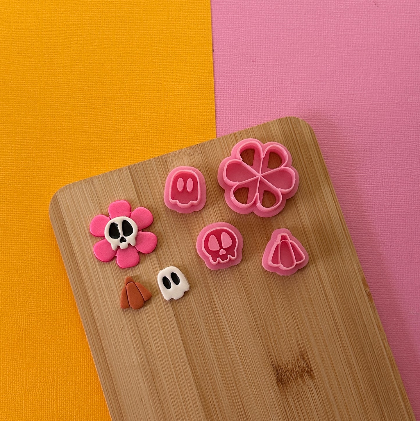 Spooky 70’s Flower Clay Cutter Set